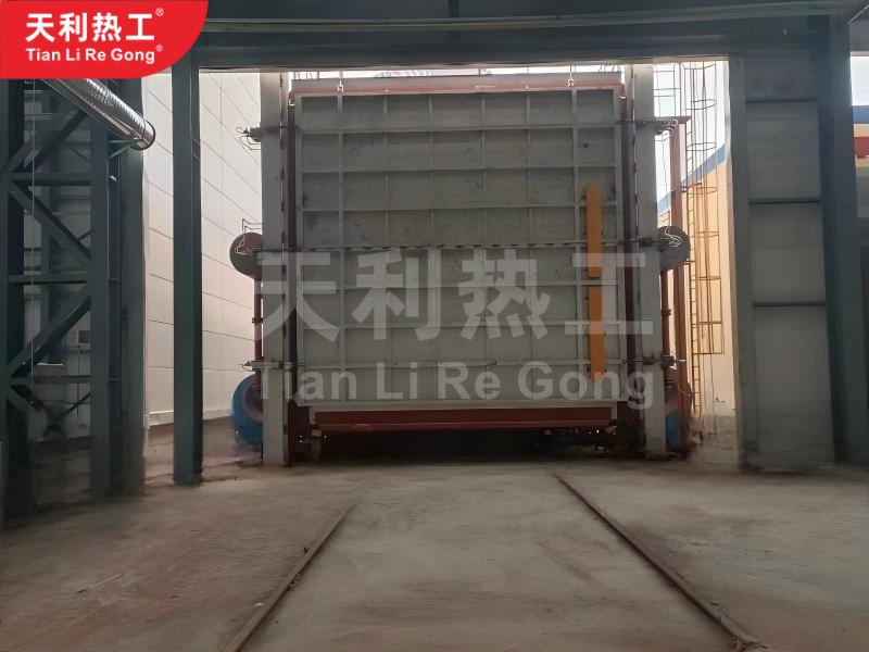 變?nèi)菔脚_(tái)車(chē)退火爐